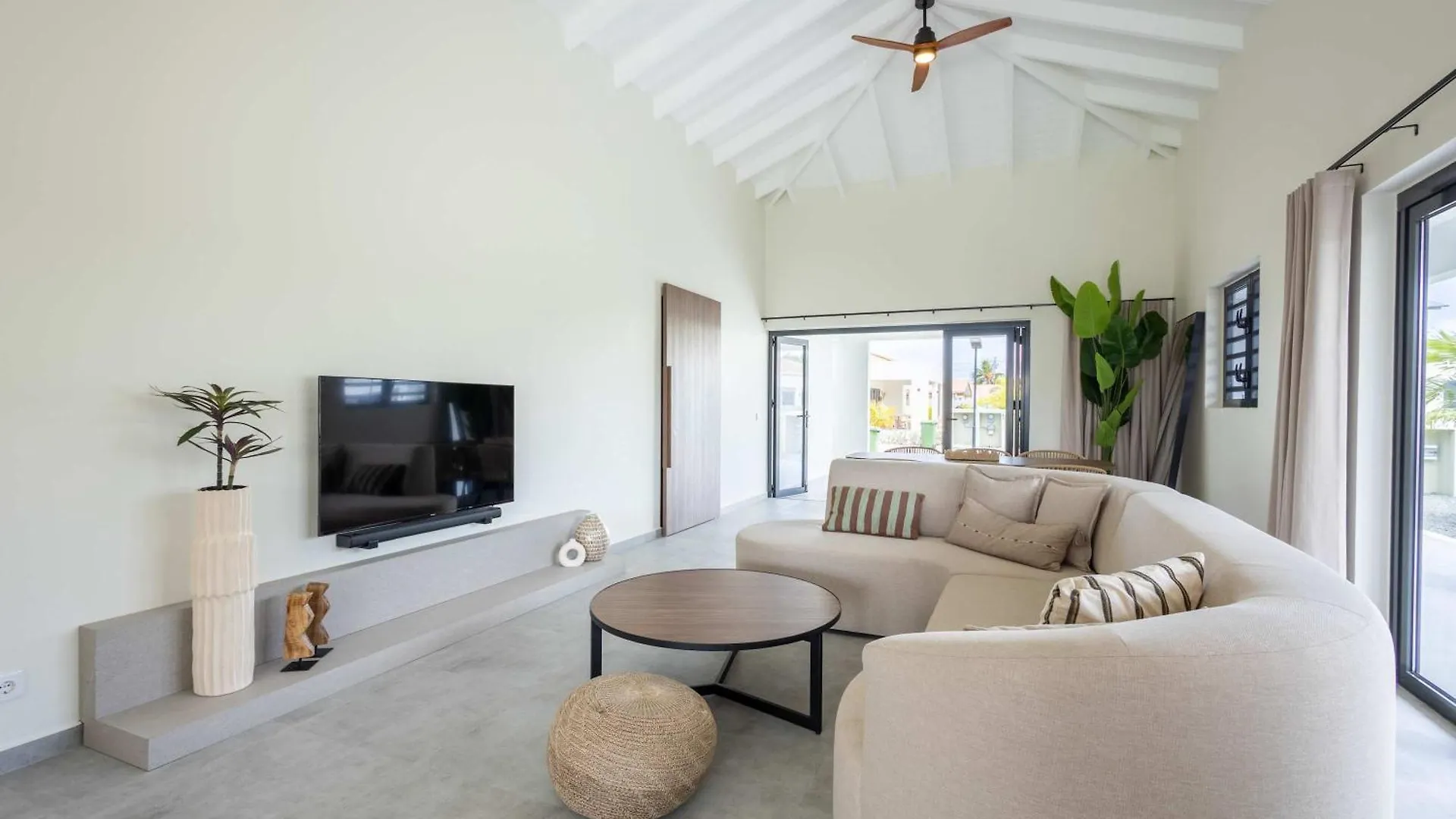 Villa Kura Cura - 5 Minutes From Mambo Beach Βίλλεμσταντ